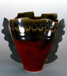 vaassculptuur, keramiek, afm. 31x30 cm.
