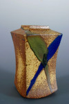 Gerd Knapper. Keramiek. Afm. 26x14x15 cm.